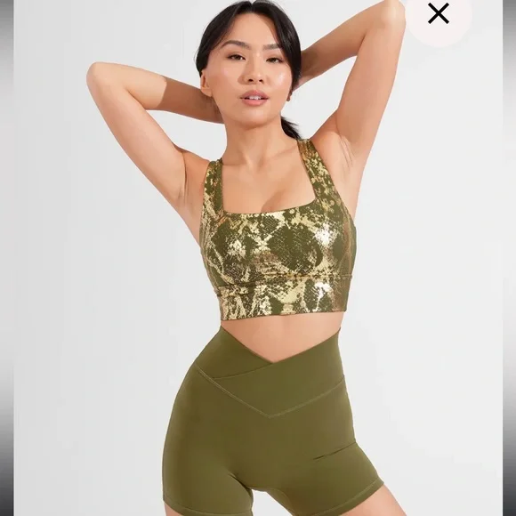 SOLD Buffbunny revolution sports bra medium Olive Gold Viper NWT - Picture 6 of 11